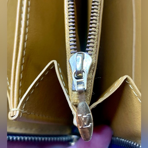 Louis Vuitton Denim Wallet w/ Leather interior Rare COA - Picture 7 of 15